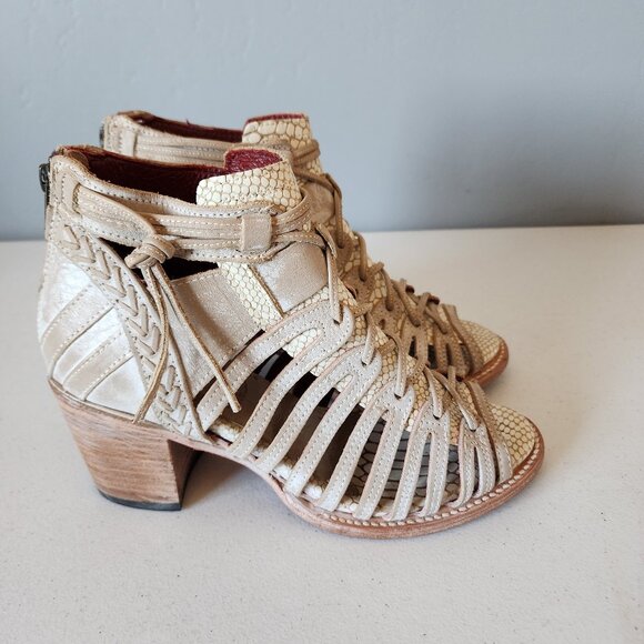 Freebird Bootie "EUC" - Picture 6 of 16